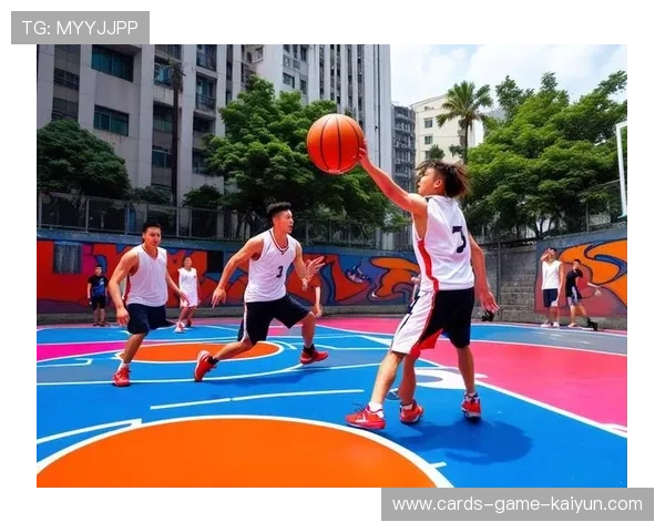 篮球运动员跑位跑进替补席的背后：战术智慧与瞬间决策的碰撞